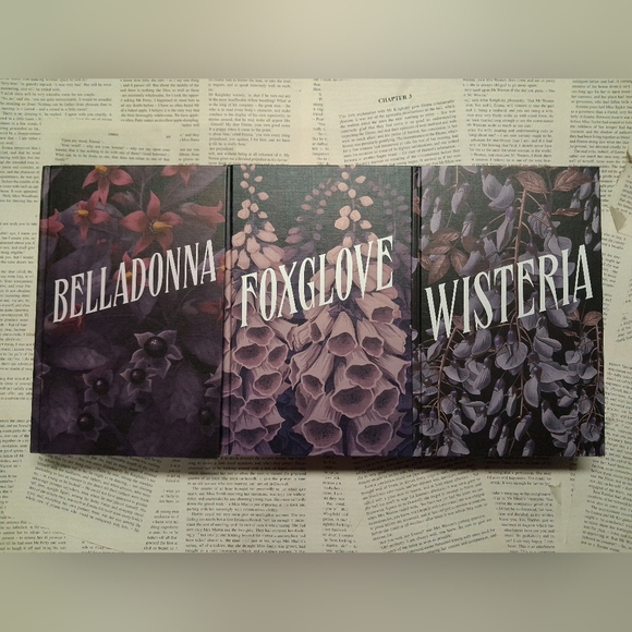 Belladonna, Foxglove & Wisteria by Adalyn Grace *Fairyloot Edition* - Picture 3 of 14
